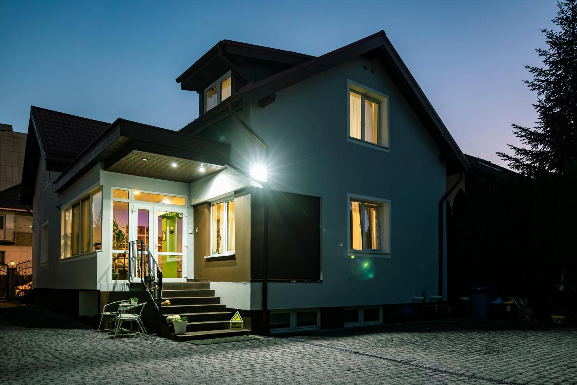 Pension Gallery Brasov Luaran gambar
