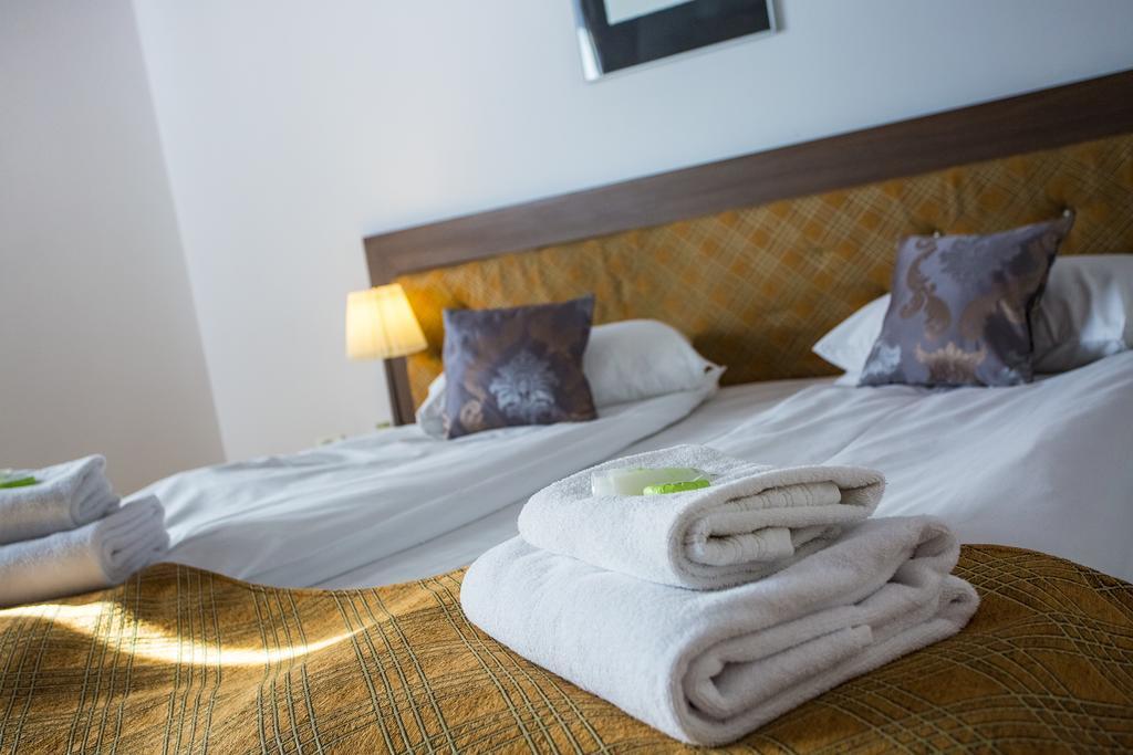 Pension Gallery Brasov Luaran gambar